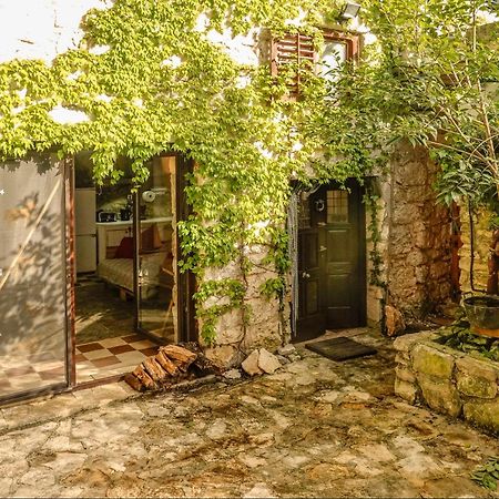 Holiday House Cave Romana Pula Extérieur photo