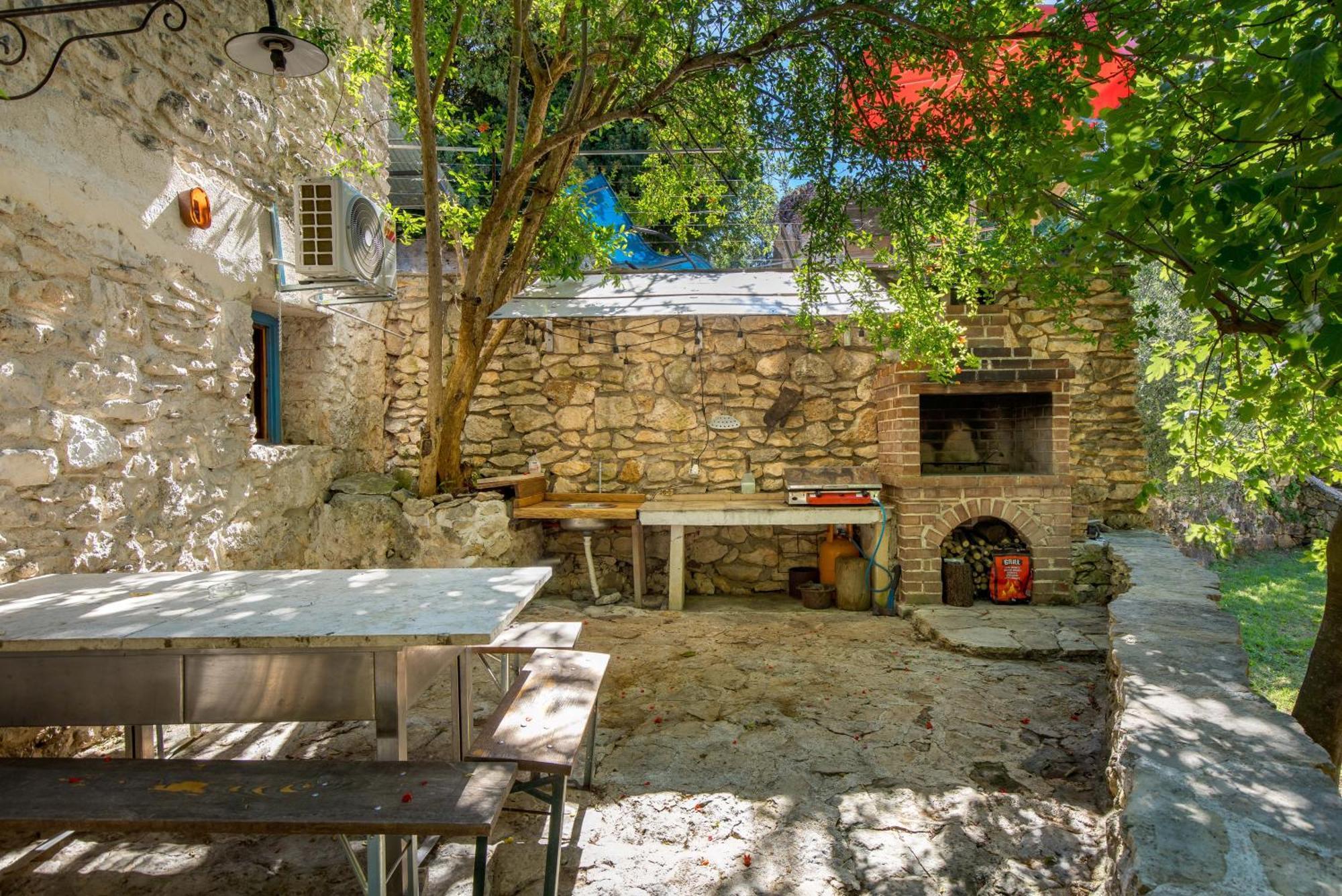 Holiday House Cave Romana Pula Extérieur photo